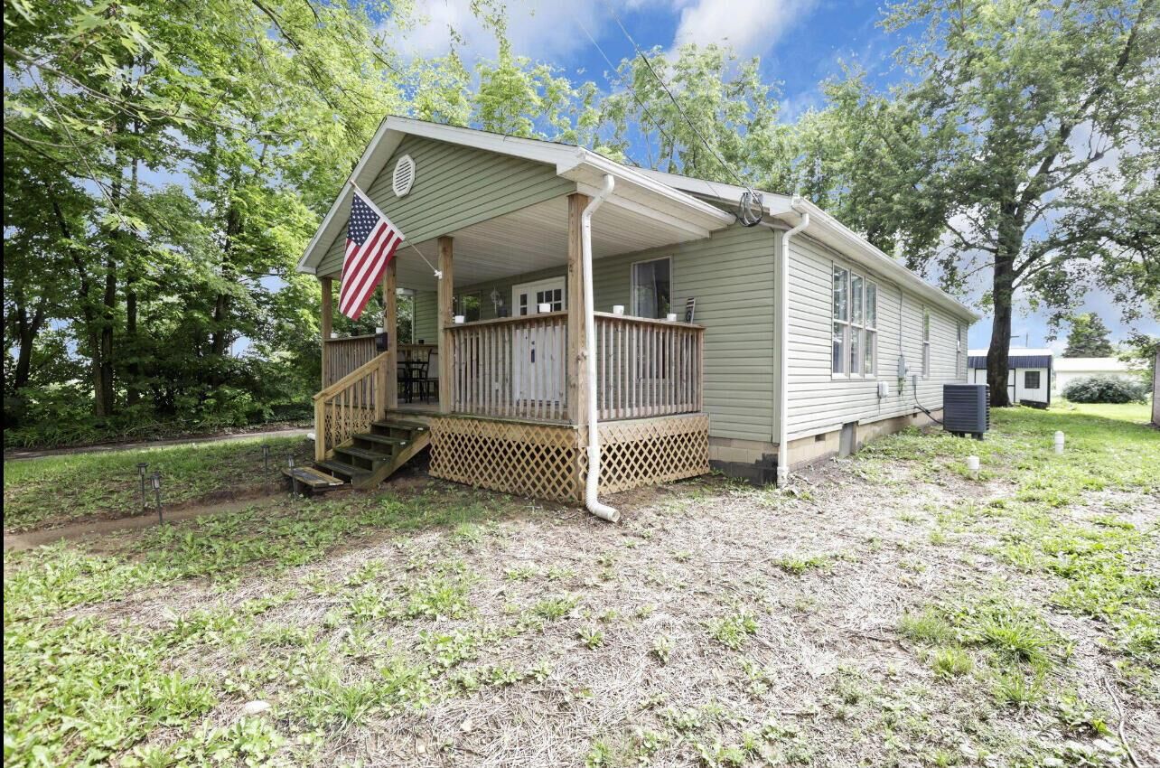 Property Photo: 94 Main Street OH 43106