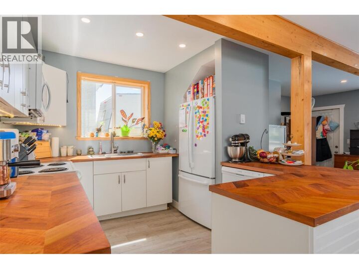 Property Photo:  2342 Washington Street  BC V0G 1Y0 