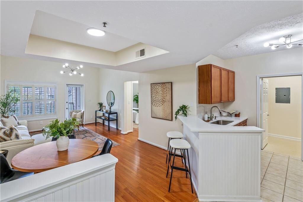 Property Photo: 1250 Parkwood Circle SE 2312 GA 30339
