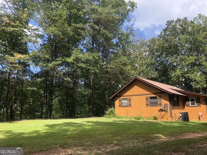 Property Photo: 111 On Golden Pond Lane GA 30523
