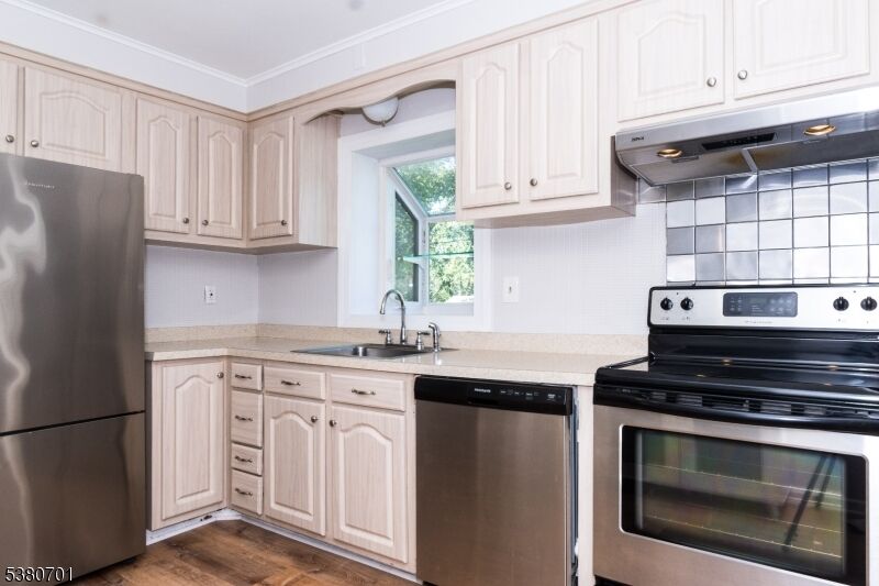 Property Photo: 1129 Corrinne Ter NJ 07092