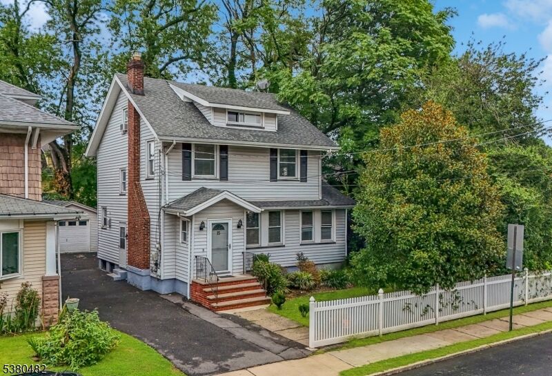 Property Photo: 15 Hollywood Ave NJ 07205