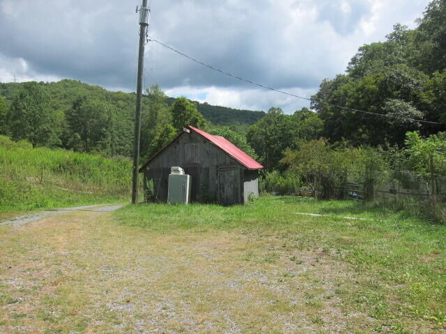 Property Photo: 43 Sanctuary Ln WV 24910