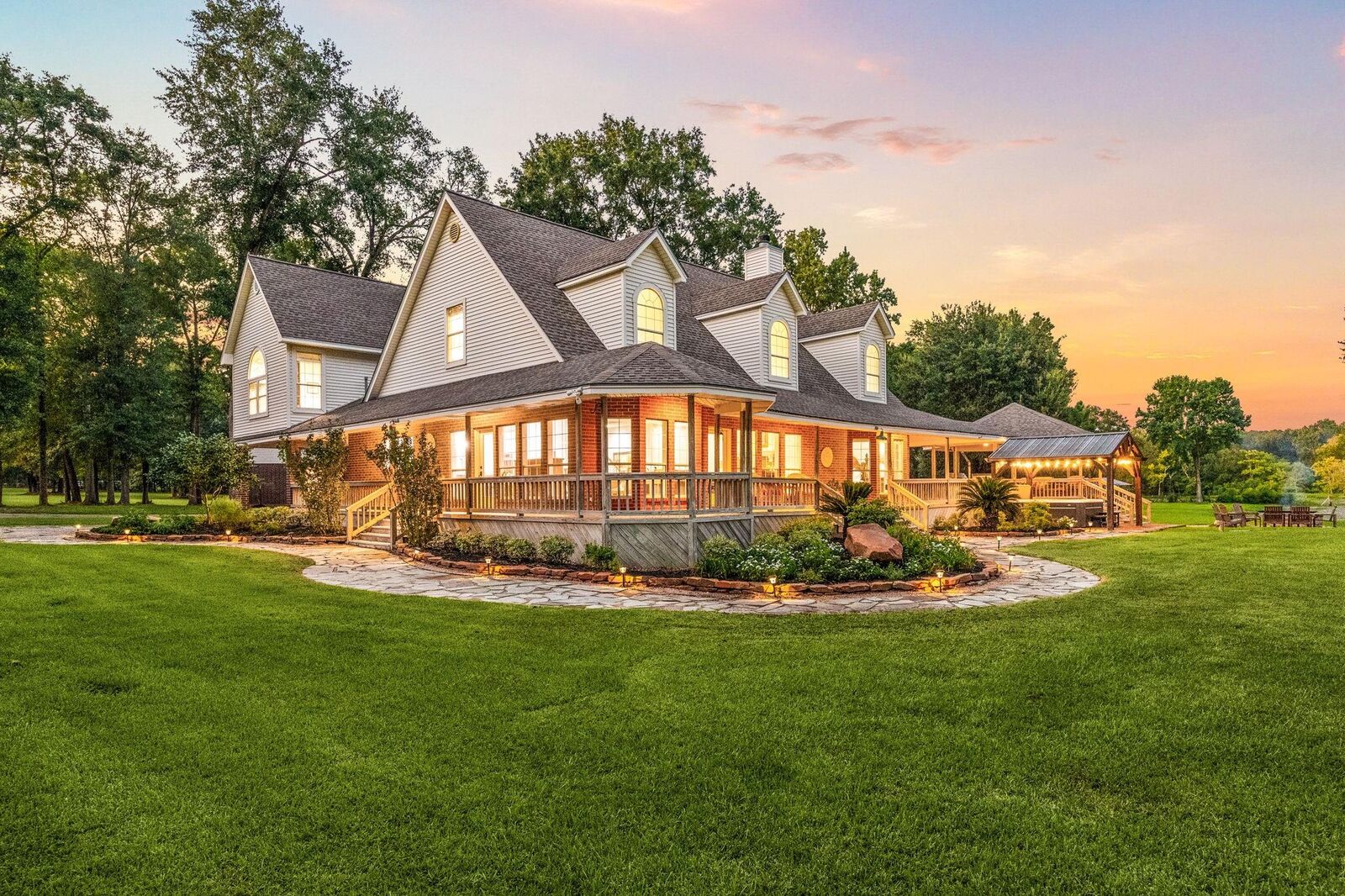 Property Photo:  15050 Lake Paula Drive  TX 77318 