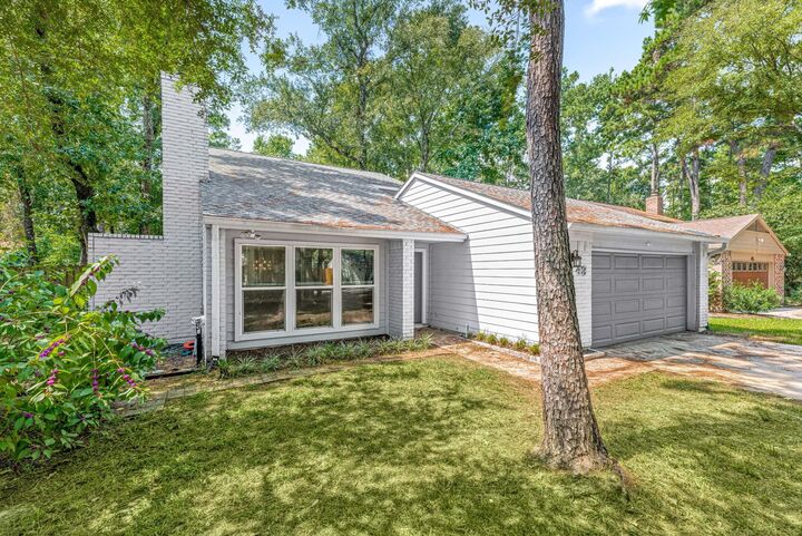 Property Photo: 43 N Cypress Pine Drive TX 77381