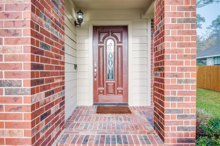 Property Photo: 3331 Hemingway Drive TX 77356