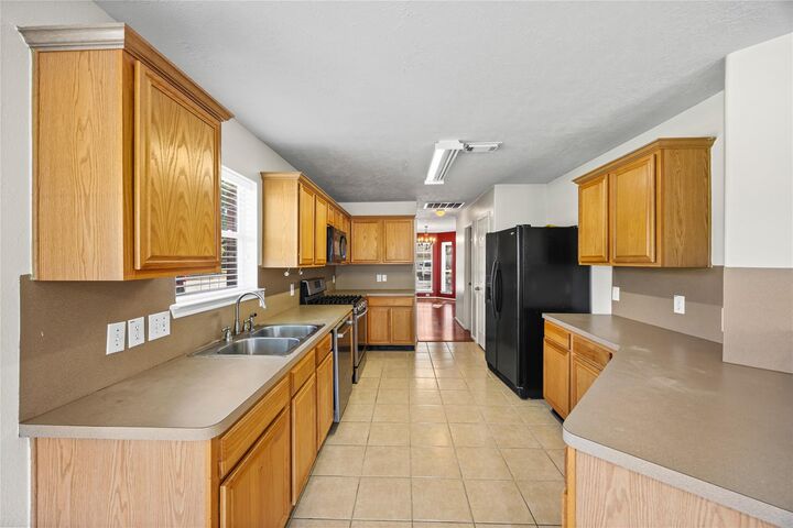 Property Photo: 6759 Barker Bend Lane TX 77449