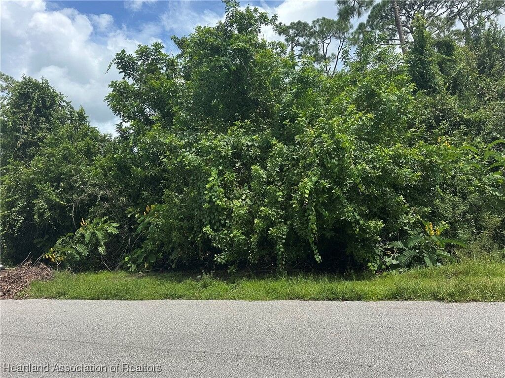 Property Photo: 4616 Lake Haven Boulevard FL 33875