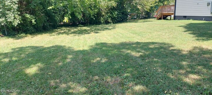 Property Photo:  1833 Woodbine Ave  TN 37917 