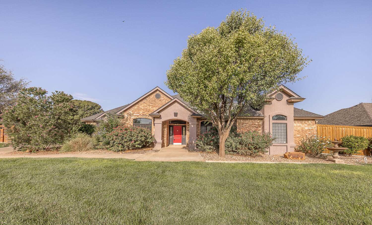 Property Photo:  5004 County Rd 1430  TX 79407 