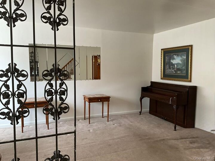 Property Photo:  3549 Ropes Avenue  NY 10475 