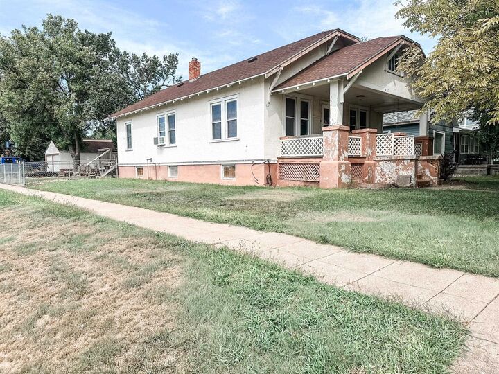 401 Howard Ave  Curtis NE 69025 photo