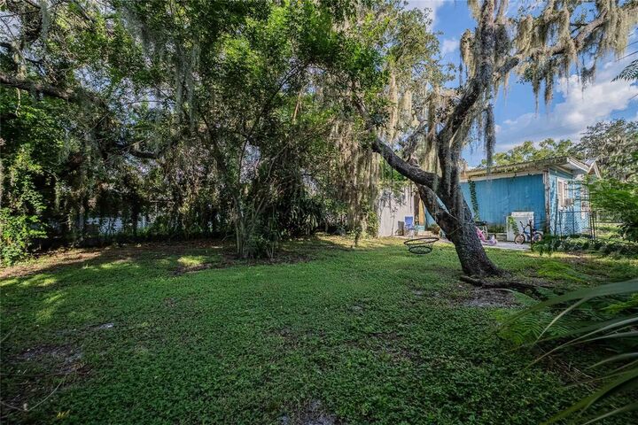 Property Photo: 2236 Burns Street FL 33801
