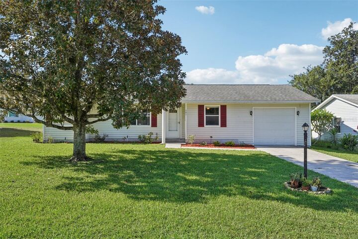 Property Photo: 301 Brigadoon Circle 301 FL 34788