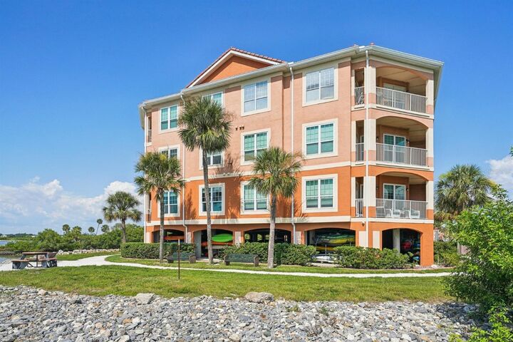 Property Photo: 5000 Culbreath Key Way 9-122 FL 33611