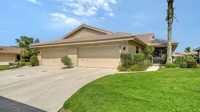 Property Photo: 7170 Wood Creek Drive 40 FL 34231