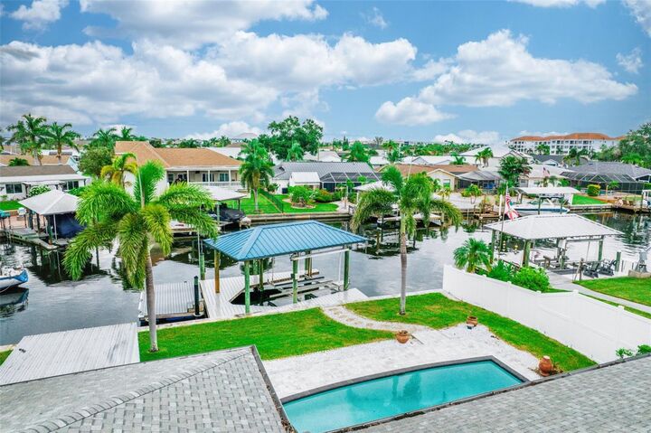 Property Photo:  6322 Balboa Lane  FL 33572 