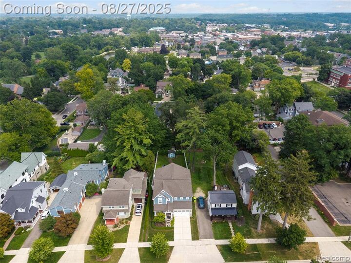 Property Photo:  524 Ludlow Avenue  MI 48307 1418 