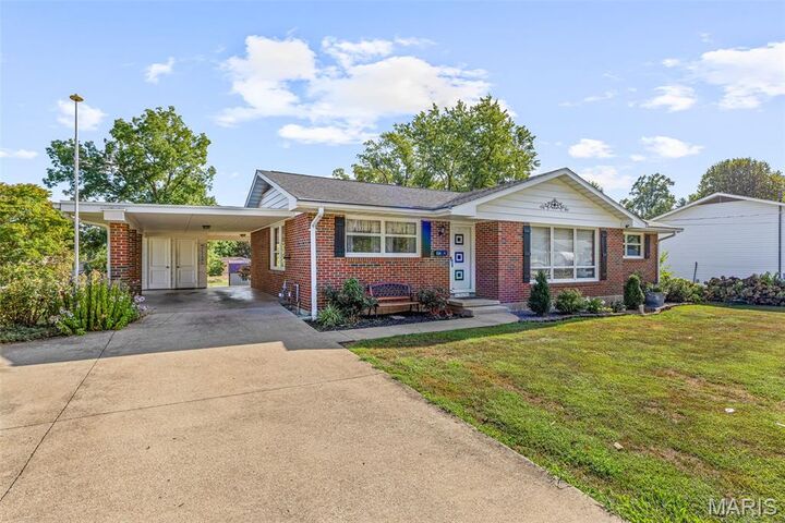 Property Photo: 134 Pine Street MO 63640