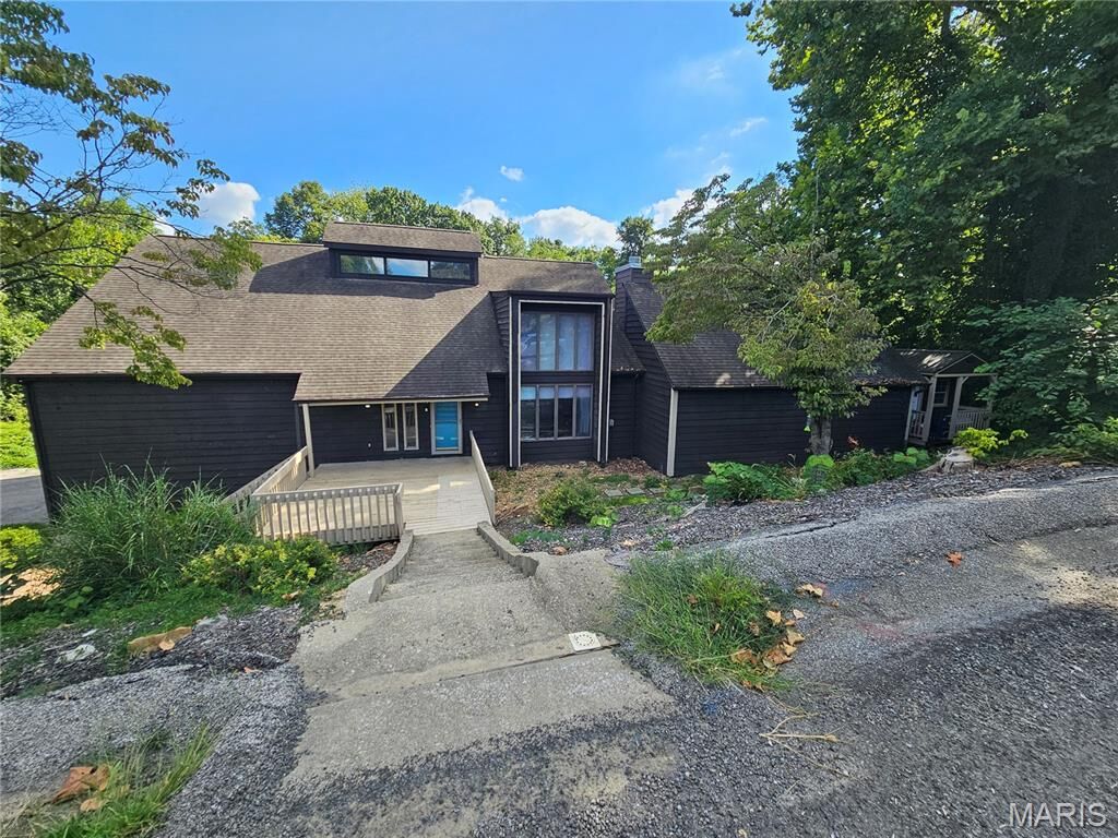 Property Photo: 13 Hillwood Drive IL 62232