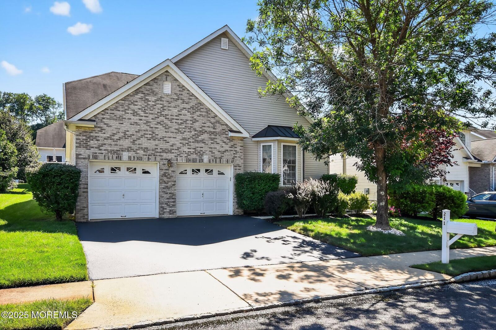 Property Photo:  211 Bradwick Way  NJ 07746 