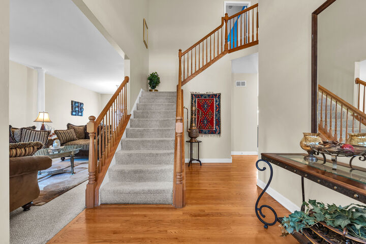 Property Photo: 240 Hearthstone Drive IL 60103