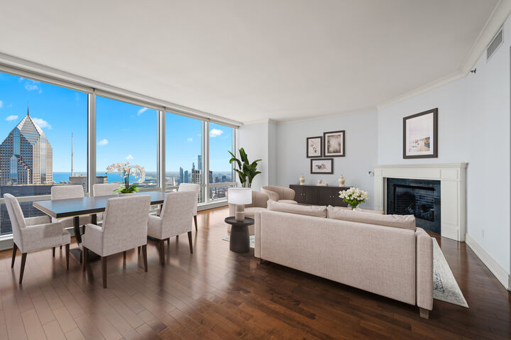 Property Photo:  401 N Wabash Avenue 48I  IL 60611 