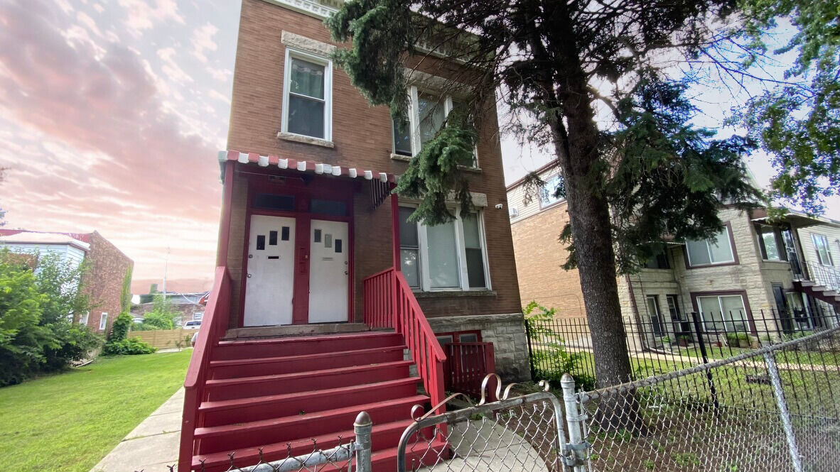 Property Photo: 6712 S Wabash Avenue 1 IL 60637