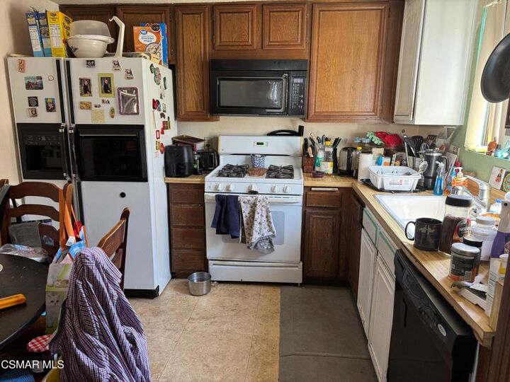 Property Photo: 219 Portland Avenue CA 92648