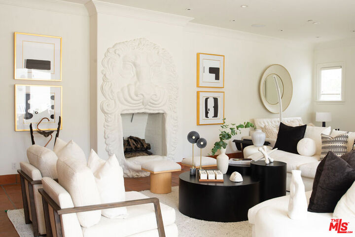 1031 Cove Way  Beverly Hills CA 90210 photo