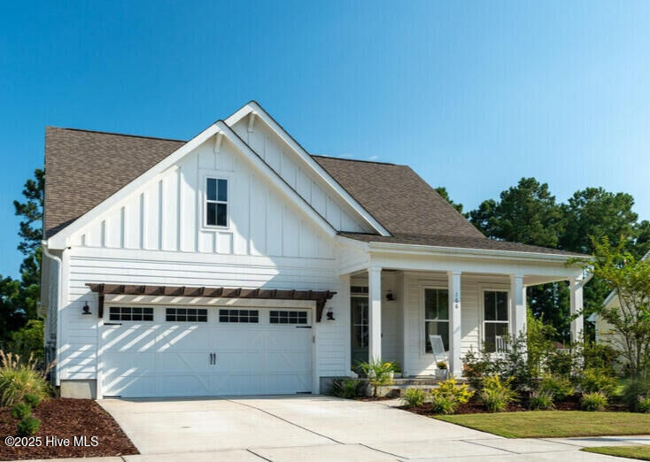 Property Photo: 166 Twining Rose Lane NC 28445