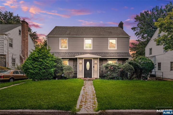 666 Tremont Court  Orange NJ 07050 photo
