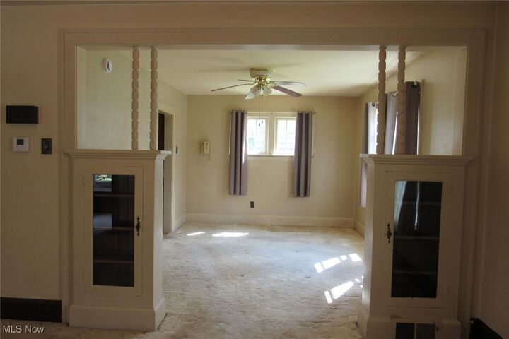 Property Photo: 185 Chestnut Street OH 44041