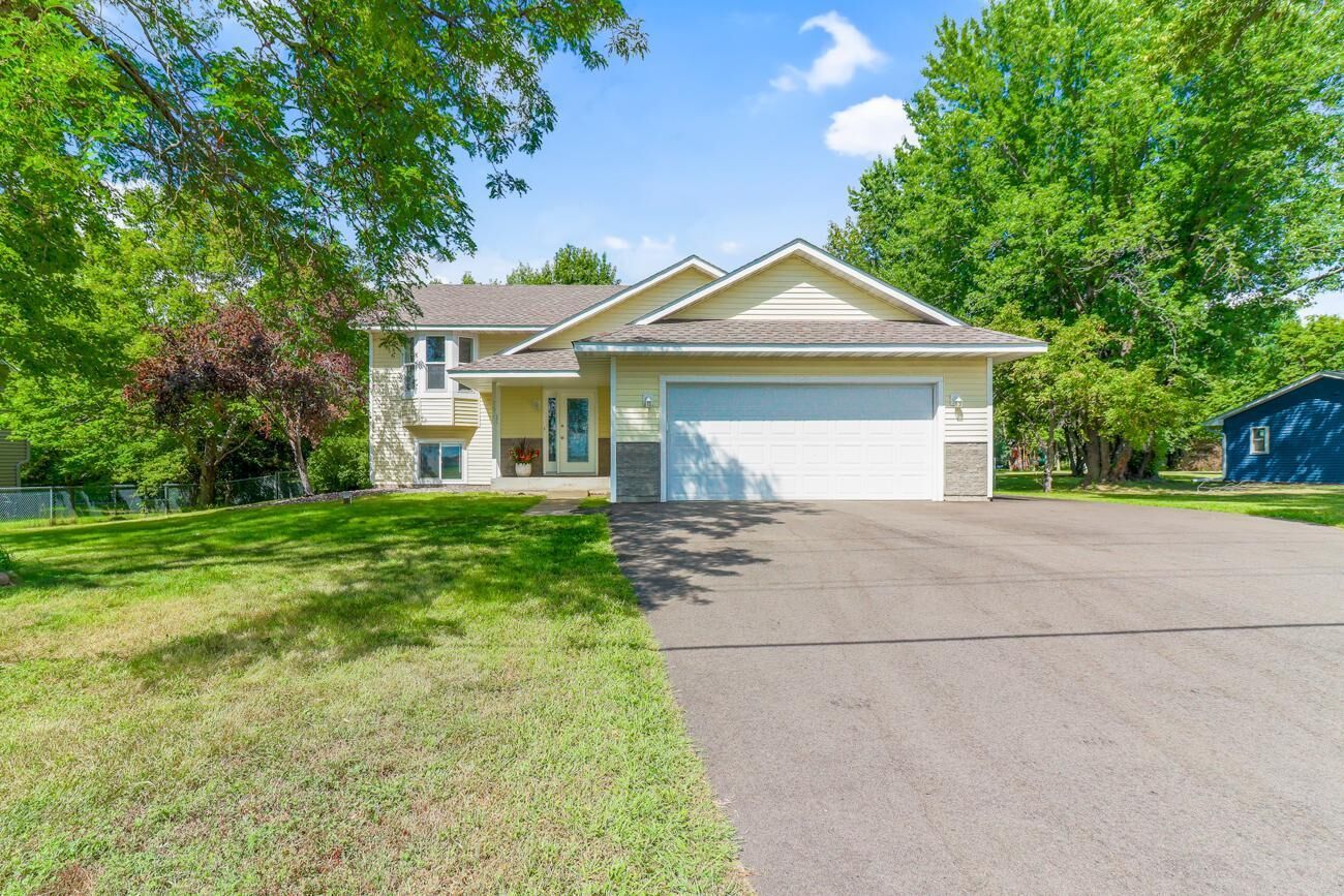 Property Photo: 751 Glenwood Avenue E MN 55309
