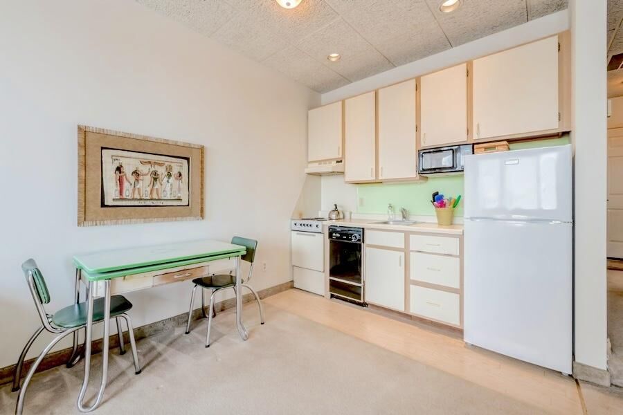 Property Photo: 431 S 7th Street 2635 MN 55415