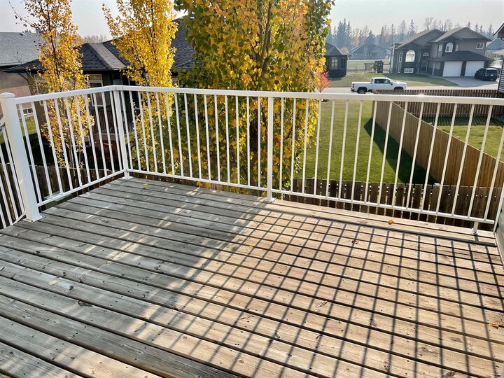 Property Photo:  1616 41 Street 8  AB T7E 0A5 