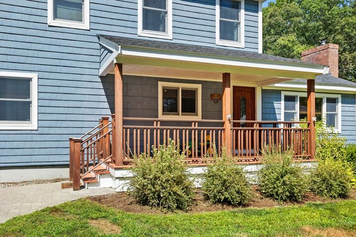 Property Photo:  6 South St  MA 01720 