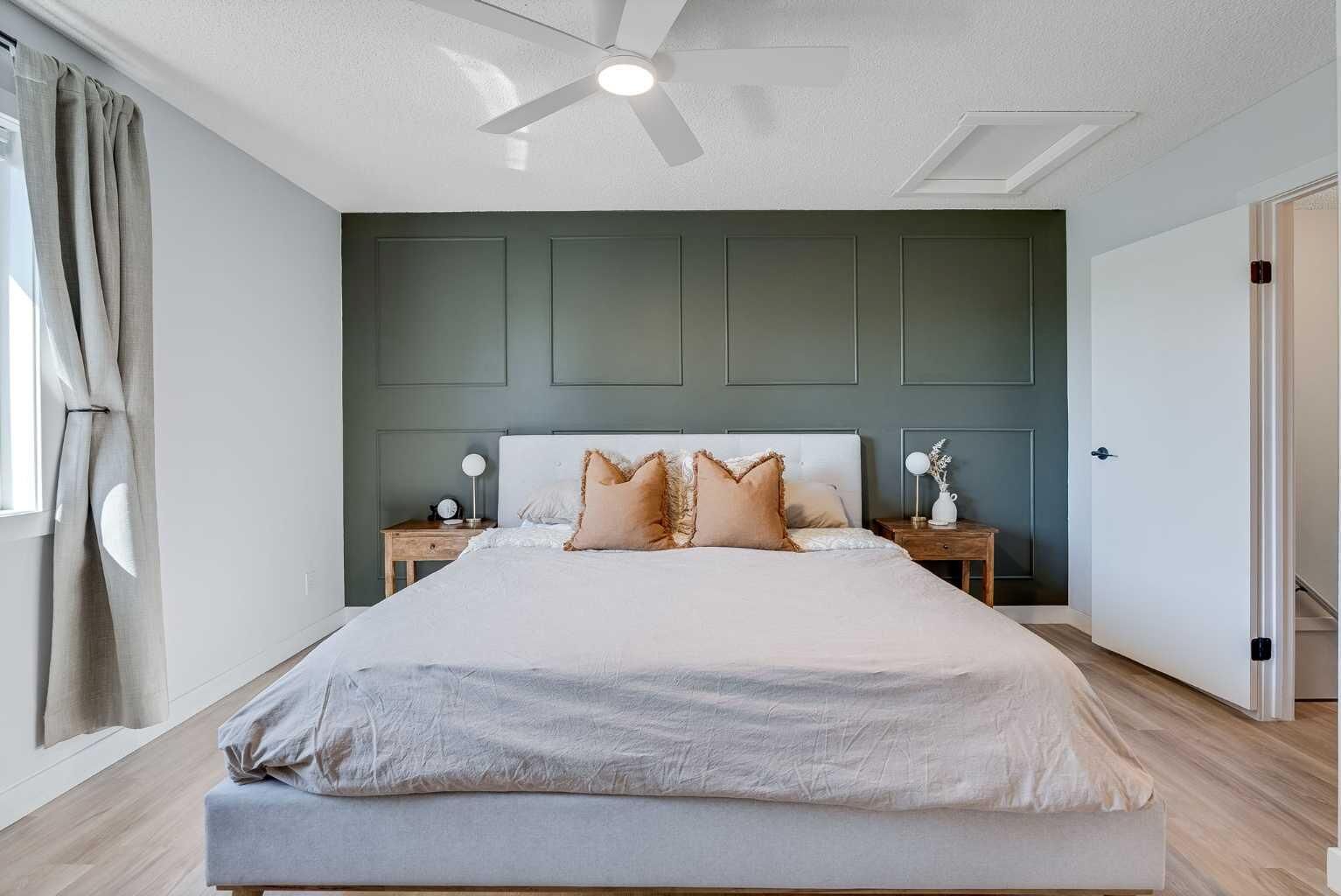 Photo de la propriété:  2445 Kingsland Road SE 2401  AB T4A 0B9 