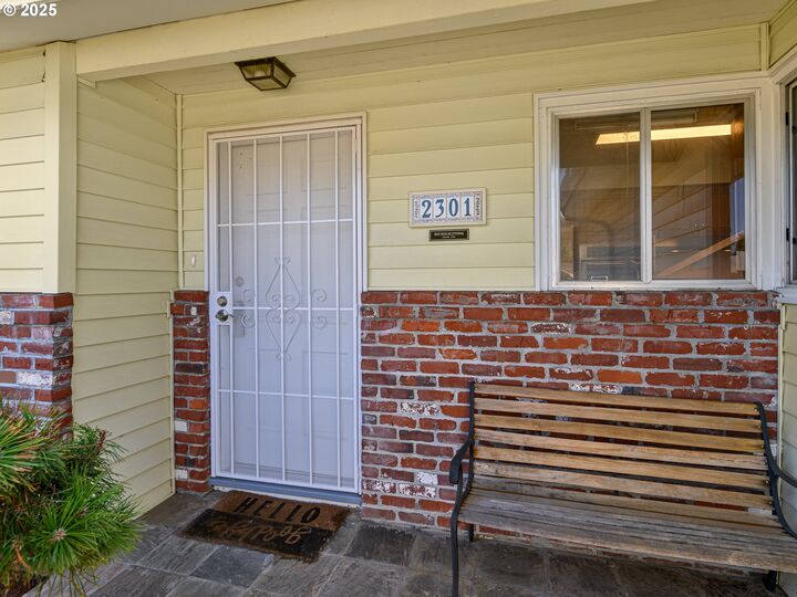 Property Photo:  2301 NE 143rd Ave  OR 97230 