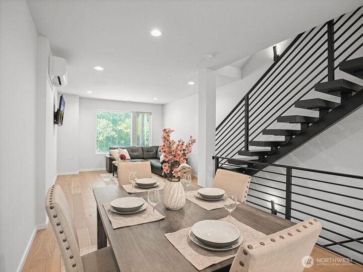 Property Photo:  17338  Bothell Way  NE  WA 98011 