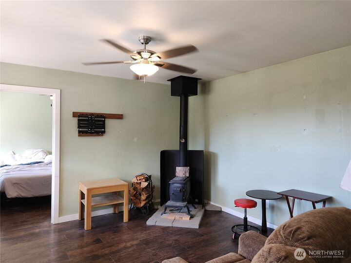 Property Photo:  1178 E Oregon Avenue  WA 99166 