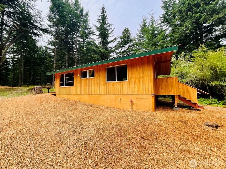 Property Photo: 40 Wilson Lane WA 98250