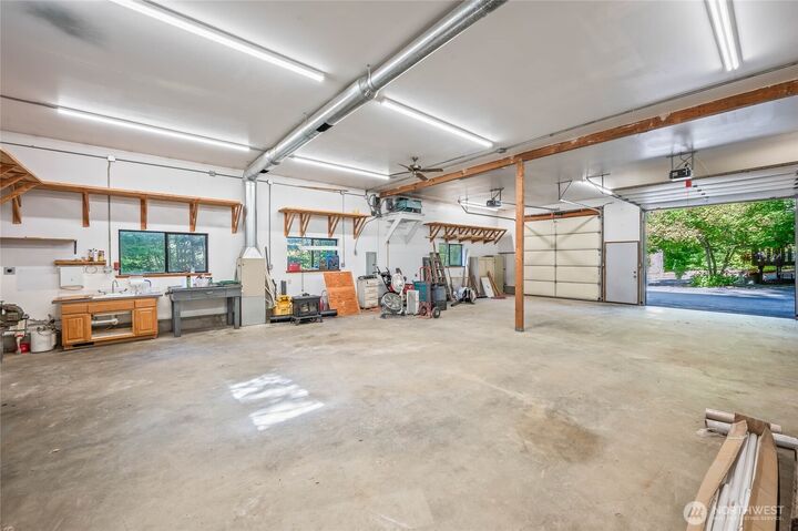 Property Photo: 18635 Rieche Road WA 98826