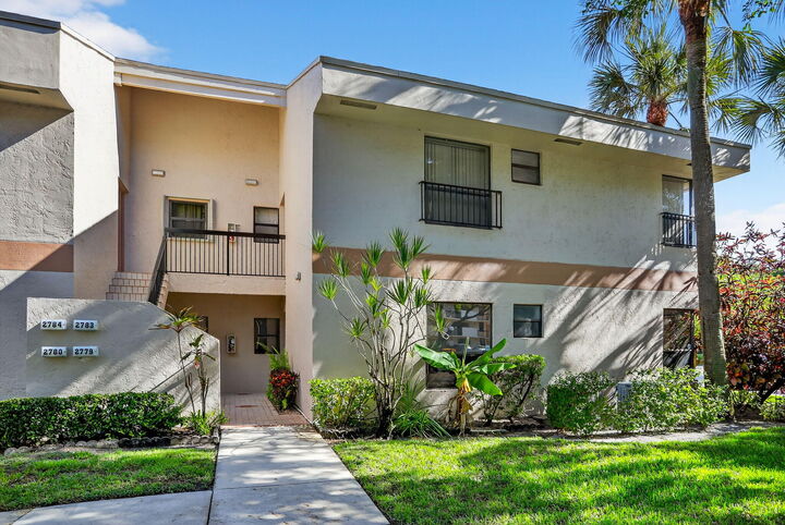 Property Photo: 2783 S Carambola Circle S 1955 FL 33066