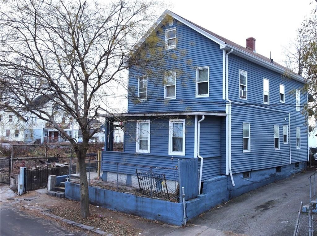 Property Photo:  116 Waldo Street  RI 02907 