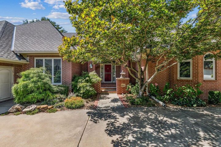 9207 E Killarney  Wichita KS 67206 photo