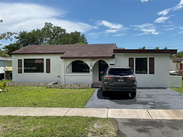 1150 NE 143rd St  North Miami FL 33161 photo