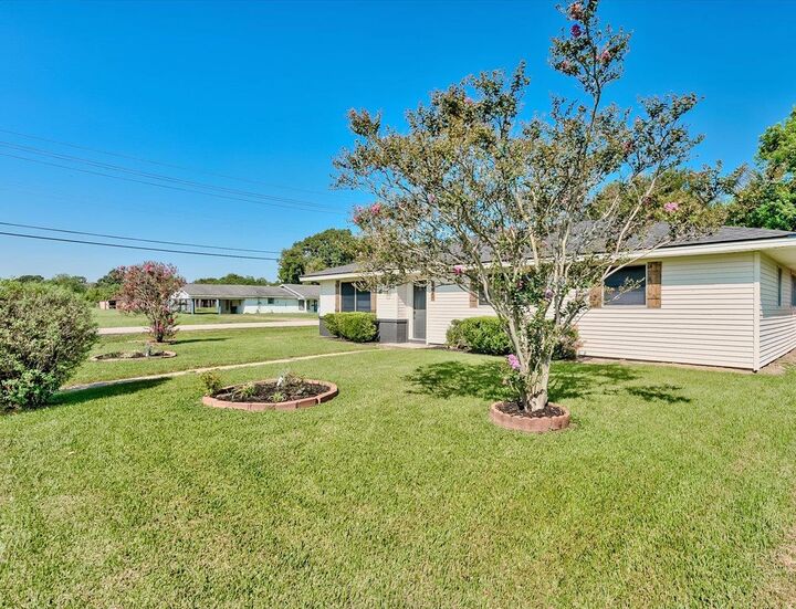 Property Photo:  2820 Avenue N  TX 77627 