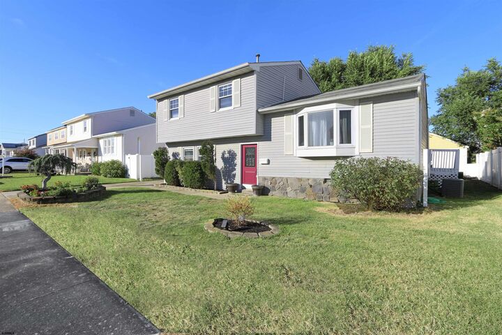 Property Photo: 605 N Oxford Ave NJ 08406