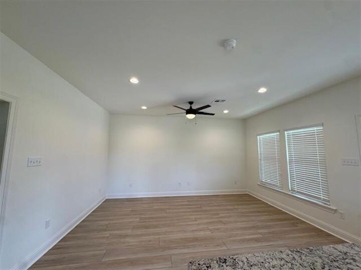 Property Photo: 3143 E Blue Heron Drive E LA 70615